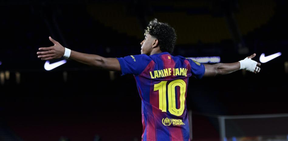 乐鱼乐鱼体育官网下载-亚马尔：感谢与我们同在的巴萨球迷，接下来的赛季仍值得期待